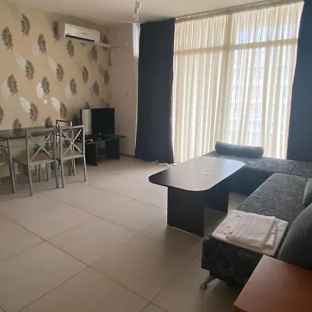 Grand Kamelia Apartament Słoneczny Brzeg